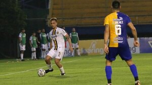 Versus / Los "abonados": Estos son los jugadores que recibieron más tarjetas amarillas durante el 2023