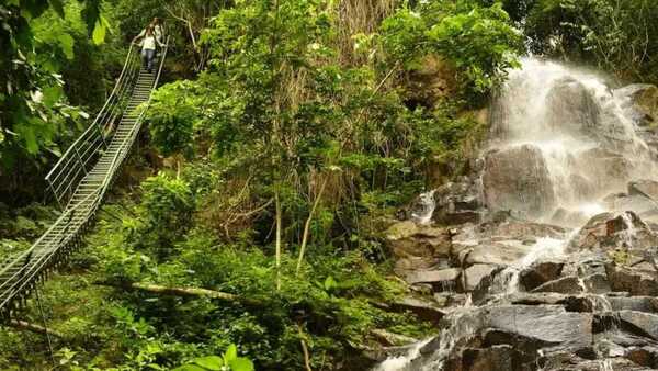 Turismo interno ofrece atractivos tours, incluso deportes extremos