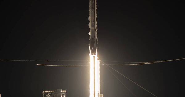 La Nación / Estados Unidos lidera el mercado espacial con 107 vuelos de SpaceX