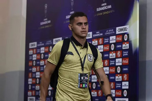 Año nuevo, refuerzo nuevo: El Gallo oficializó a Elias Alfonso como nuevo jugador del club - Oasis FM 94.3