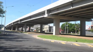 Lamentable: Joven motociclista muere tras chocar contra una columna en Asunción - Noticias Paraguay