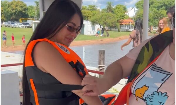 (VIDEO)Laurys Diva causó furor en un barco de San Bernardino