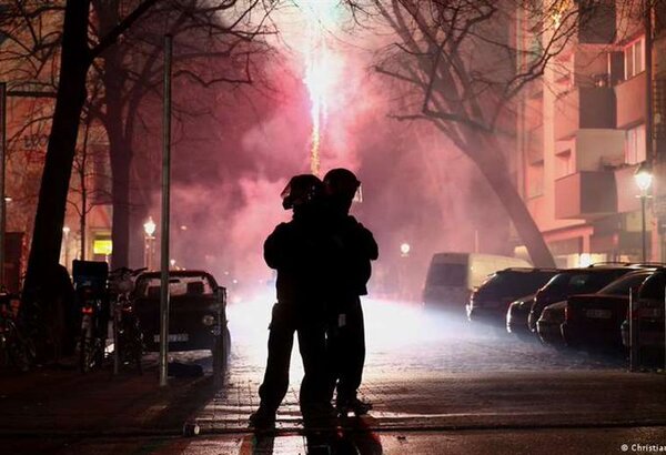 Unos 240 detenidos en Berlín durante incidentes en Nochevieja