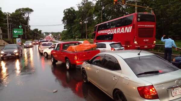 Operativo retorno: lento y cargado regreso hacia Asunción y ciudades de Central - Nacionales - ABC Color