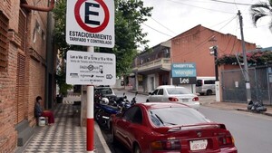 Arranca tarifazo en estacionamiento como regalo de Año Nuevo en capital.