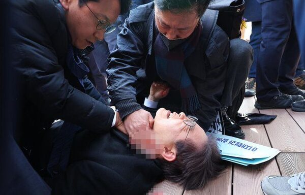 Líder de la oposición en Corea del Sur fue apuñalado en el cuello - Megacadena - Diario Digital