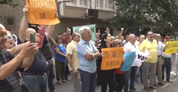 Jubilados bancarios, preocupados por situación de la caja - ADN Digital
