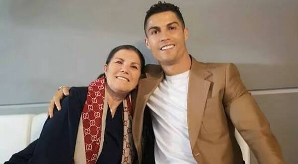 [VIDEO] ¡El regalazo que le dio Cristiano Ronaldo a su mami por su cumple!
