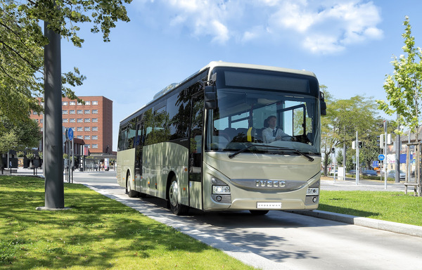 IVECO BUS entregó los 10 primeros CROSSWAY al mercado turco - Amigo Camionero