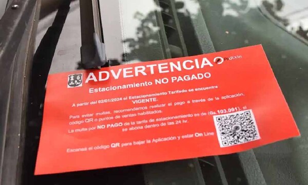 Primer día del estacionamiento tarifado con fallas en la app de Parxin – Prensa 5
