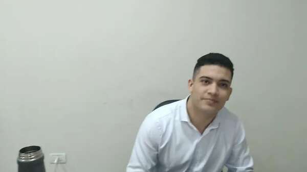 “Nepobaby”: hijo de Roya Torres usurpa oficina de la Diben - ABC en el Este - ABC Color