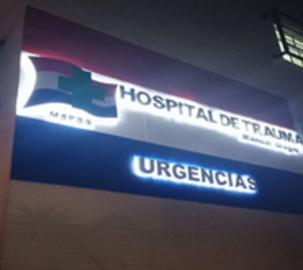 Varios heridos por petardos fueron atendidos en el Hospital del Trauma - Paraguay.com