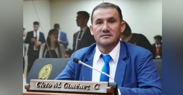  Diputado Cleto Giménez solicitó a sus hijas renunciar a sus cargos en la Cámara Baja