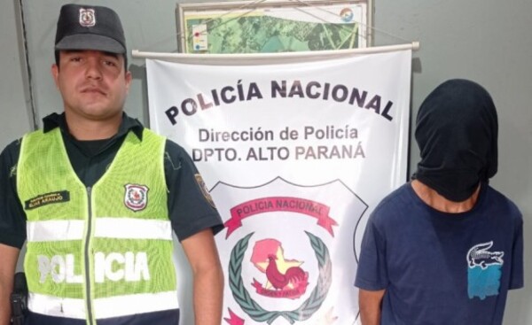 Detienen en el cementerio a hombre con orden de captura