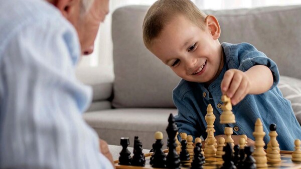 ÚH brinda fascículos gratuitos para aprender a jugar ajedrez