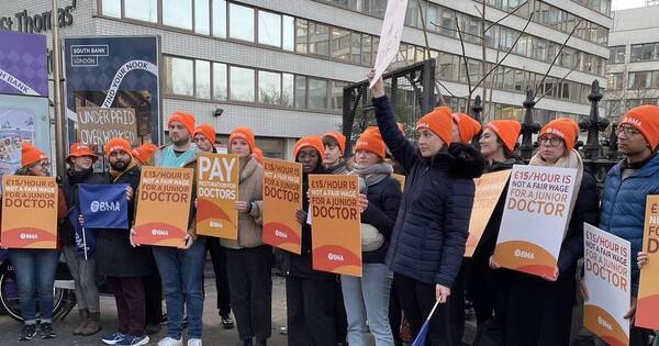 La Nación / Médicos británicos inician huelga de seis días