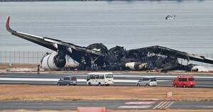 La Nación / Japón: investigan autorización para avión que colisionó