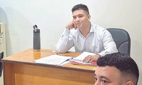 Dibén califica de “montaje” la oficina del hijo de Roya Torres en CDE