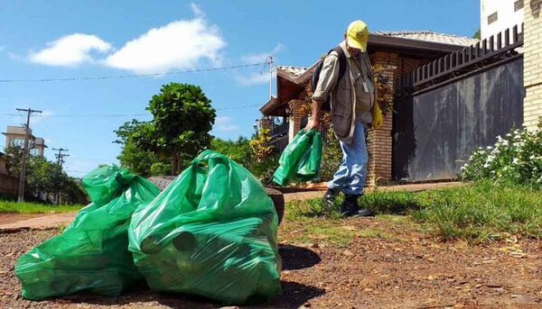Eliminar potenciales criaderos del Aedes es fundamental