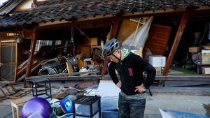 Japón sufrió nueva réplica de 5,5 tras terremoto de 7,6 que ya dejó más de 60 muertos | 1000 Noticias