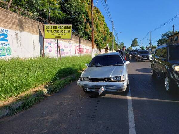 Agente del Grupo Lince se dirigía a su trabajo, lo chocaron y murió