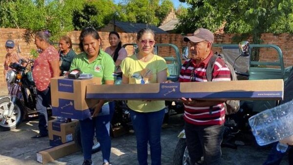 Comunidades indígenas de Puerto Casado son beneficiados a través de microproyectos