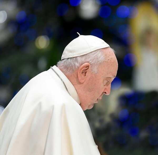 "Usurpador antipapa": sacerdote ofende a Francisco y es excomulgado