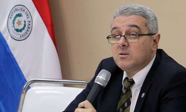 Exfiscal cuestiona a agentes del MP y dice que algunos actúan como «monarcas»