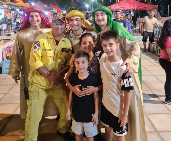 Bomberos realizan tradicional colecta de juguetes para alegrar a pequeños el día de Reyes - Unicanal