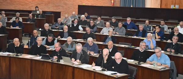 Obispos de la Iglesia Católica en Argentina informan que ya no cobran sueldo del gobierno - La Tribuna