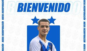 Versus / Ameliano presenta a su cuarto refuerzo para la temporada 2024