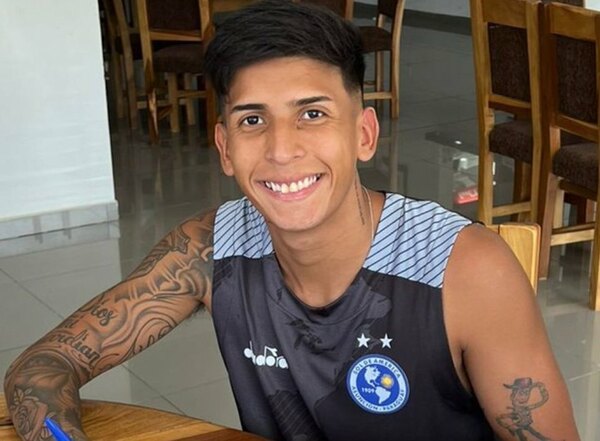 Versus / Sol de América se refuerza con un joven delantero que llega desde el ascenso argentino