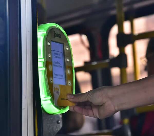 Boleto estudiantil: Gobierno avanza para habilitar pago de pasaje vía app - Economía - ABC Color
