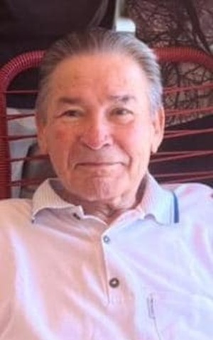 UNE declara duelo institucional por fallecimiento del Dr. Gilberto Ruiz Carvallo
