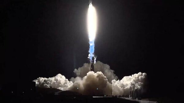 SpaceX lanza satélites Starlink que conectan directamente los 'smartphones' a Internet