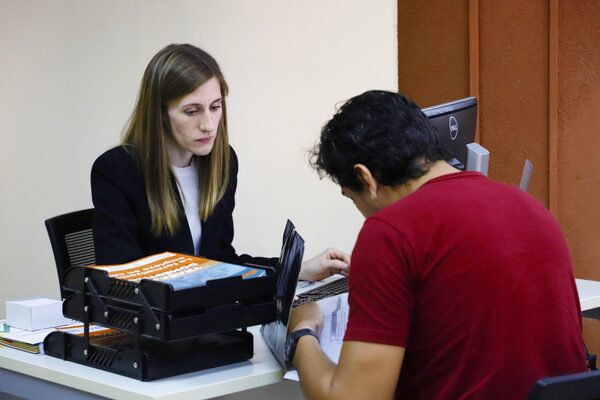 Ministerio de Trabajo ya recibió 101 denuncias por falta de pago del aguinaldo - Unicanal