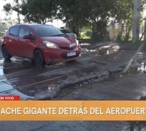 Municipalidad de MRA culpa al MOPC de sus baches - Paraguay.com