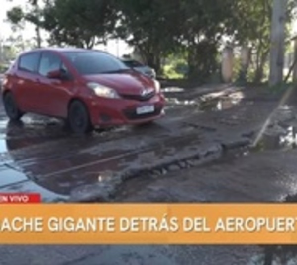 Municipalidad de MRA culpa al MOPC de sus baches - Paraguay.com