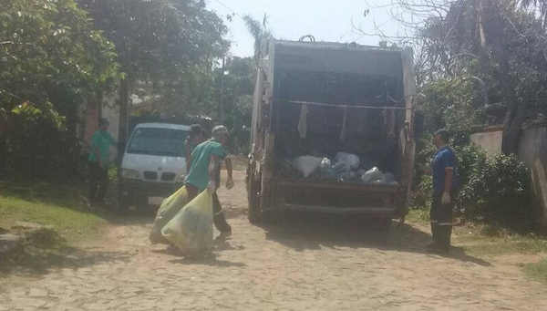 Quejas por pésimo servicio de recolección de basura en Coronel Oviedo - Noticiero Paraguay