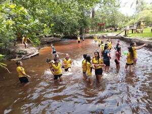 General Resquín: se jubilaron y decidieron aprovechar un arroyo para fundar un balneario ecológico - Nacionales - ABC Color