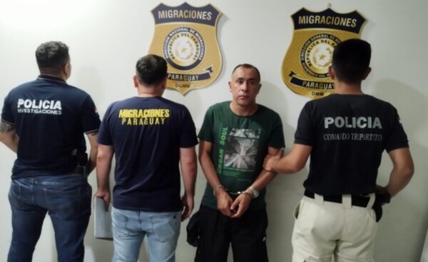 Brasileño buscado por la Justicia de su país fue expulsado anoche
