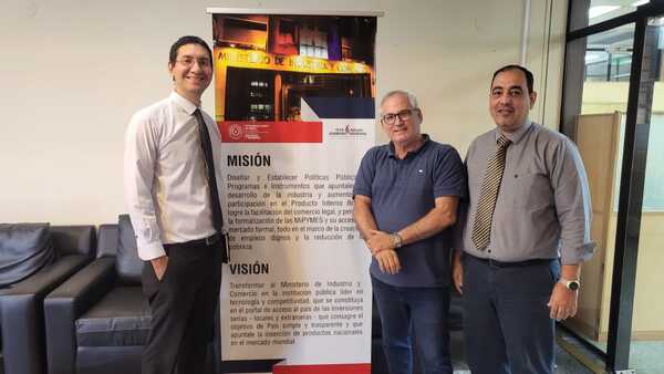 Buscan facilitar cedulación de las empresas Mipymes - La Clave