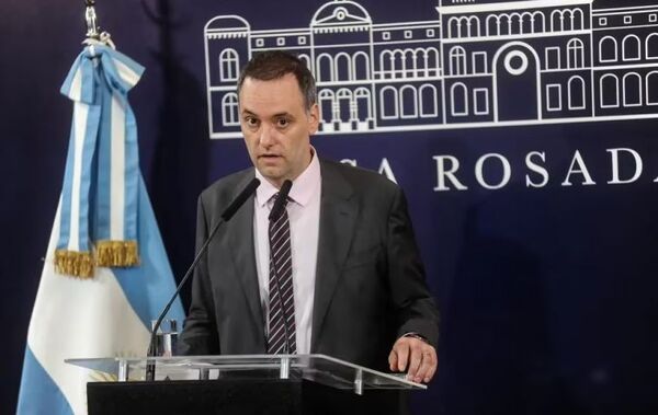 Delegaciones del FMI y el Gobierno argentino buscar谩n alcanzar acuerdo sobre vencimientos - Revista PLUS
