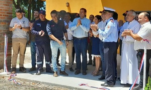 Inauguran terminación de obra en cuartel de bomberos en Carayaó