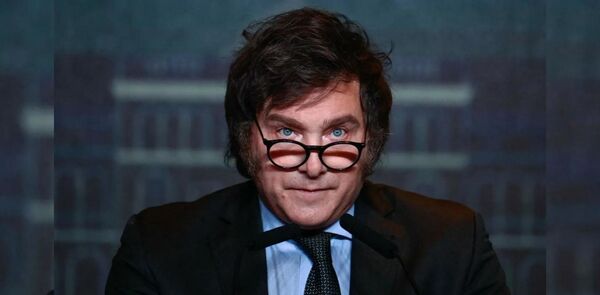 Javier Milei cree que su reforma laboral "va a salir adelante" pese al rev茅s judicial - Revista PLUS