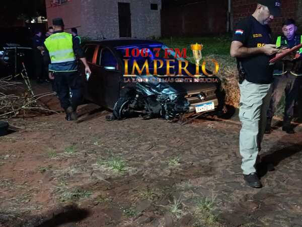 Individuo roba un automóvil en Ponta Porã y lo abandona en el barrio Guaraní tras accidente - Radio Imperio 106.7 FM