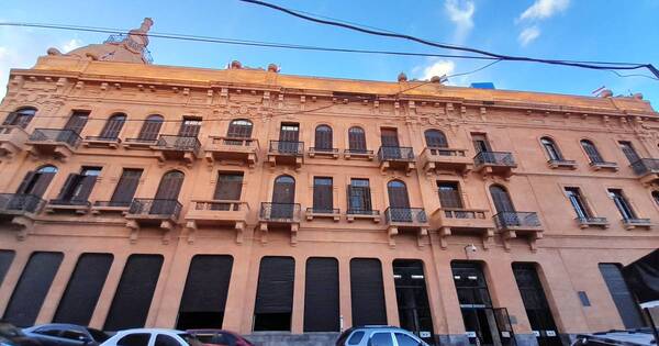 La Nación / MEF transfirió G. 2,38 billones a municipios y gobernaciones en el 2023