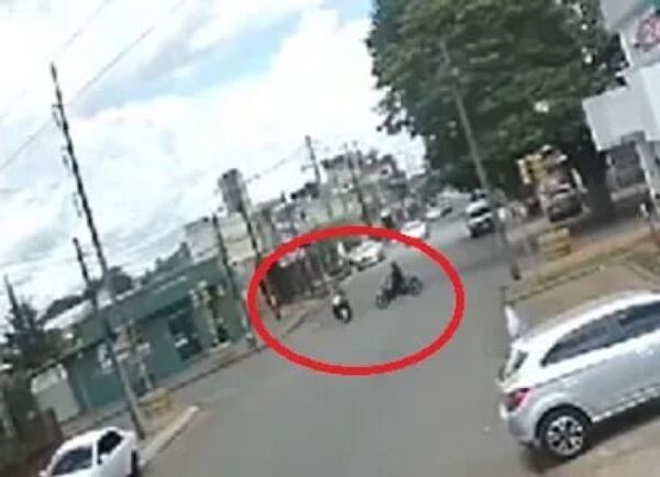 Semáforo averiado ocasiona accidente con tres víctimas fatales en PJC