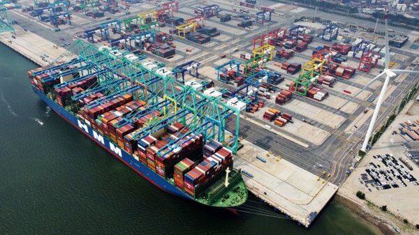 China lanza una nueva ruta mar铆tima m谩s r谩pida hacia Latinoam茅rica - Revista PLUS