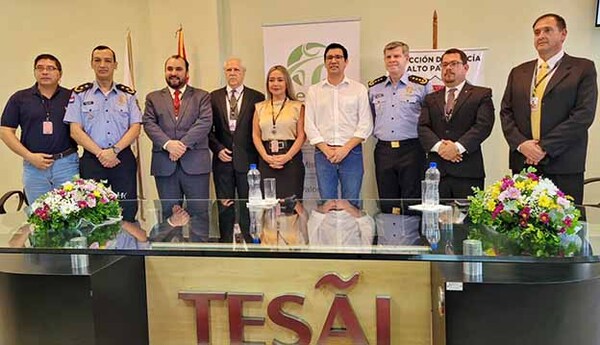 Convenio de cooperación interinstitucional entre la Policía Nacional y la Fundación Tesãi | DIARIO PRIMERA PLANA